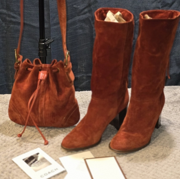 COACH Rust Color Suede Drawstring Crossbody Bag w Matching Coach Boots (8) - Picture 1 of 11